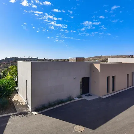 Yucas 12 By Villagrancanaria